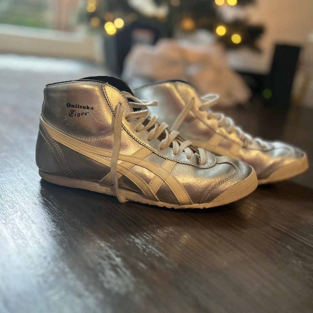 Silver ASICS mexico 66 style Tokyo high top sneakers EU 41.5, men’s 8, wmn 9.5